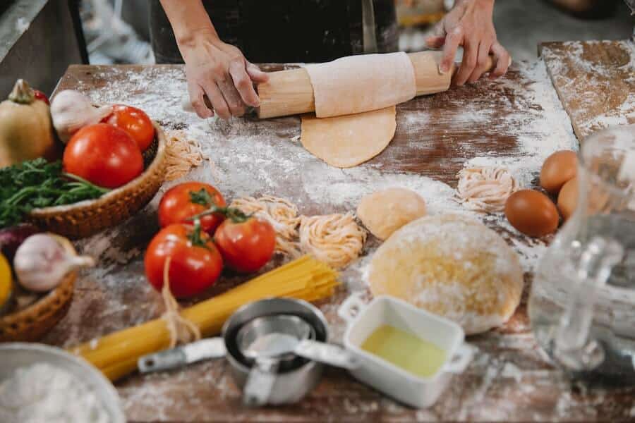 a chef showing what to do with a glut of tomatoes with a pie recipe