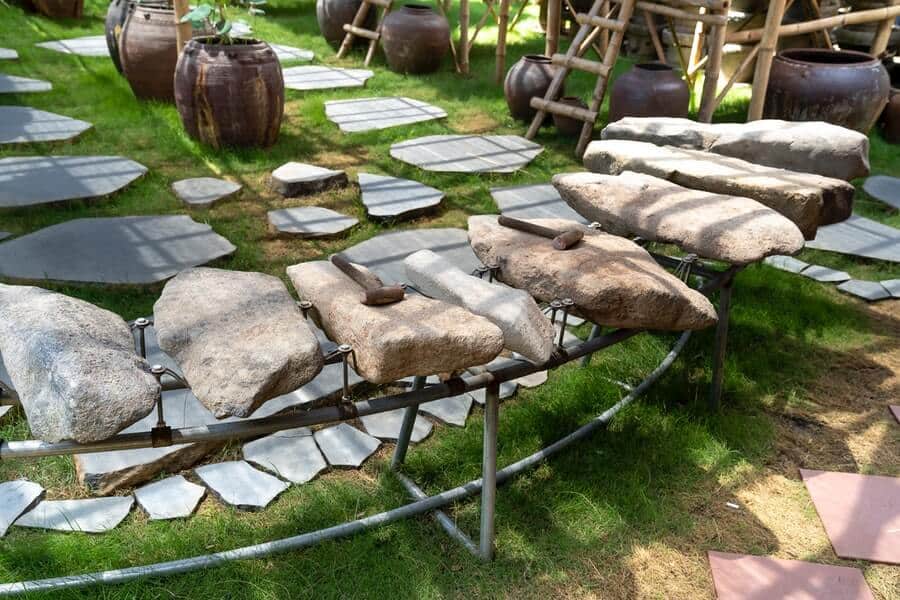 low maintenance garden design with stones