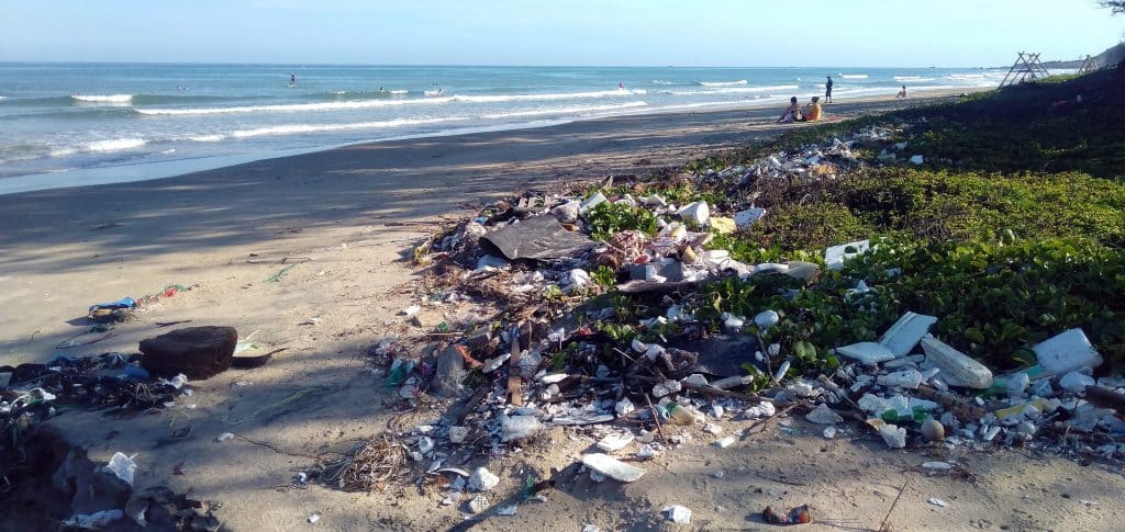 Avoiding waste means refusing plastic packaging, for example.