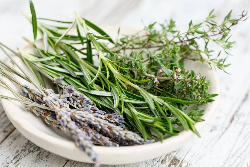 mound layer herbs by choosing the right herbs to layer