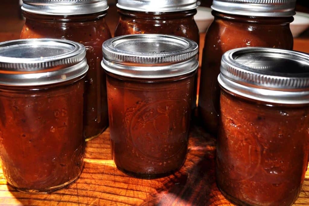 jars of apple butter 1