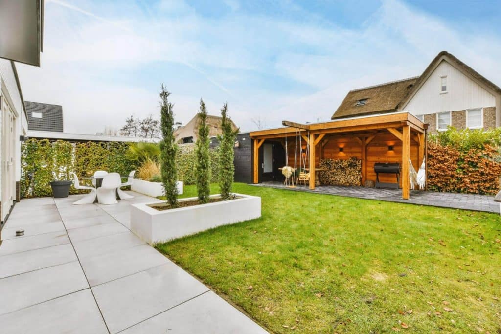 new build garden designs