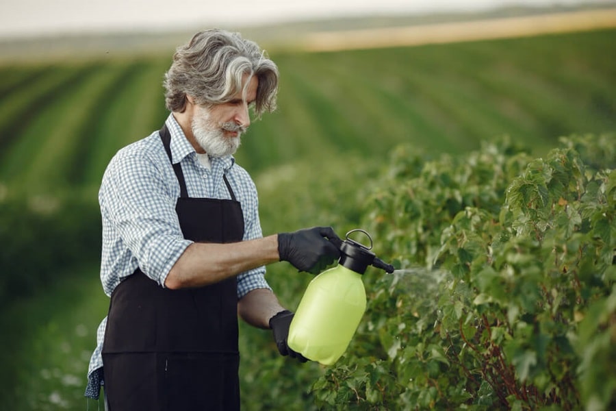organic pesticides pros and cons