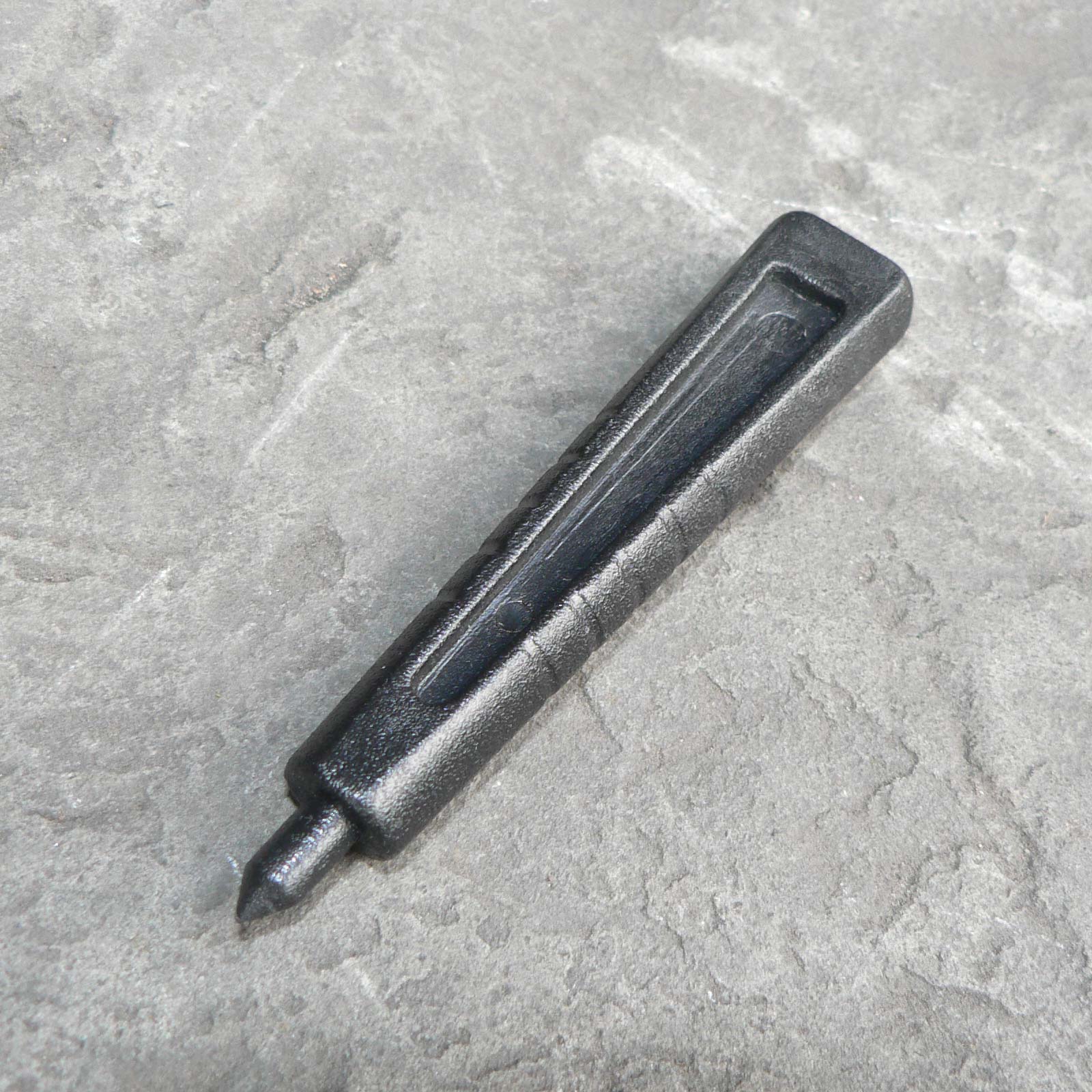 Plastic Hole Punch (3mm) - Image 2
