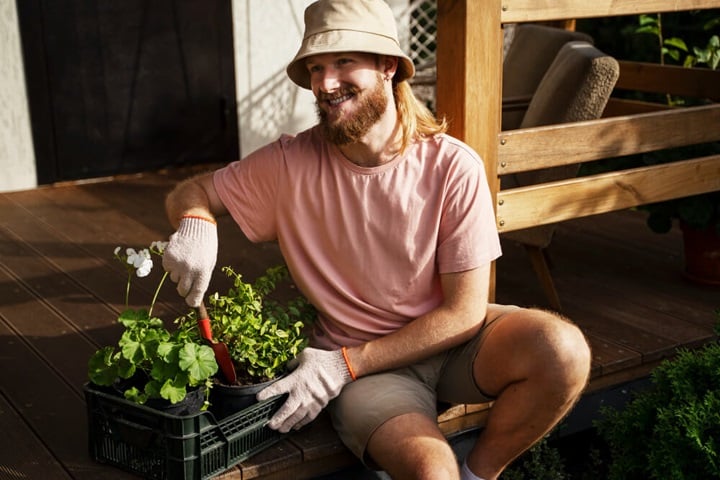 minimise food waste benefits of growing your own food