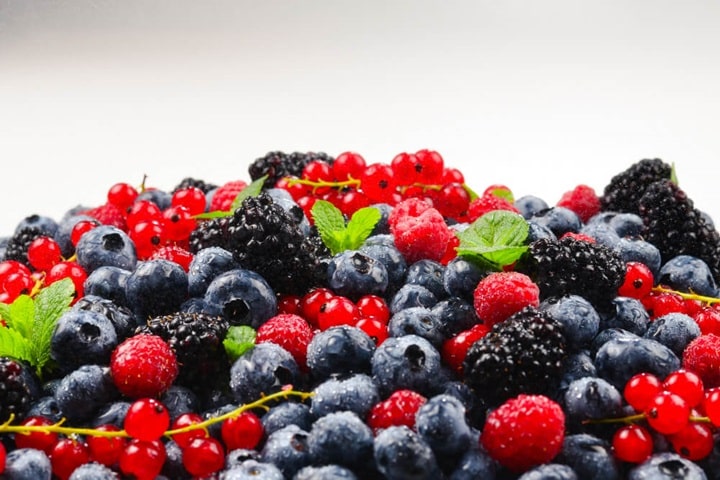 what vegetables grow in full shade shade-tolerant fruits