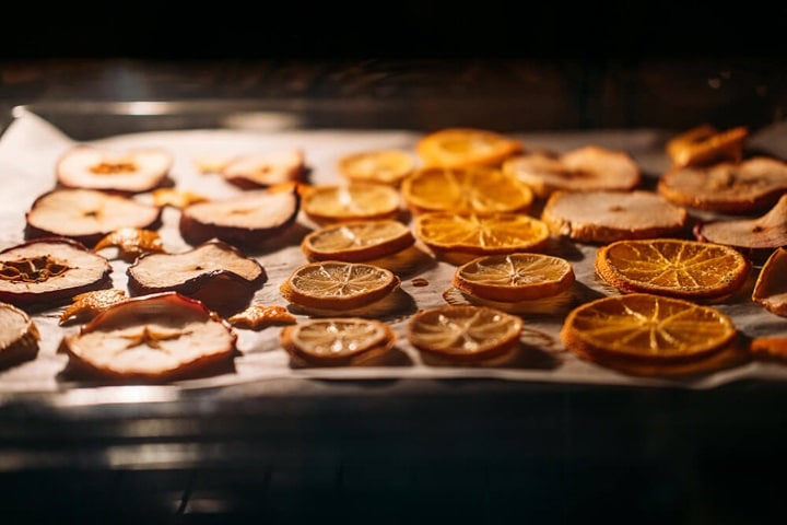 how to dry fruit in the oven